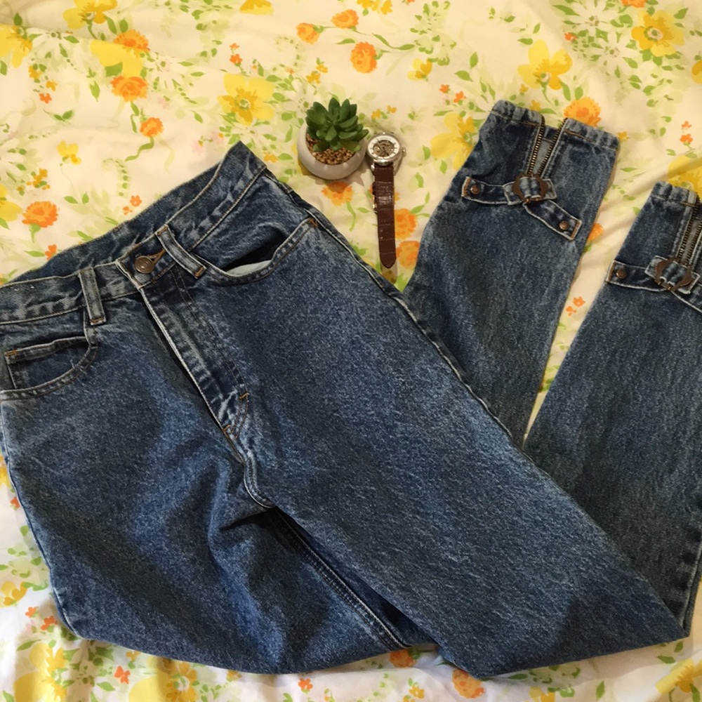 mom jeans